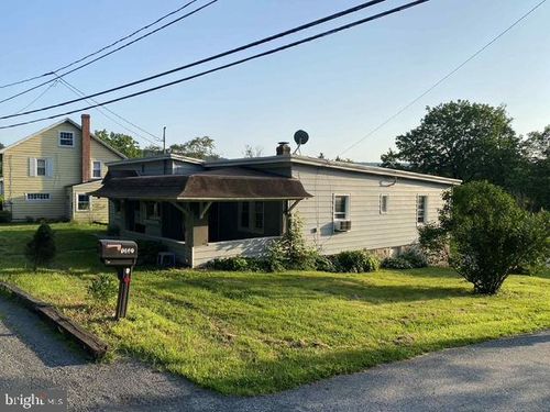 1027 Clamtown Rd, Tamaqua, PA, 18252-5455 | Card Image