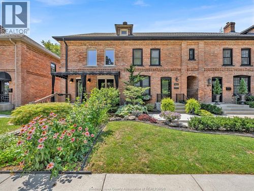 883 Monmouth Rd, Windsor, ON, N8Y3L5 | Card Image