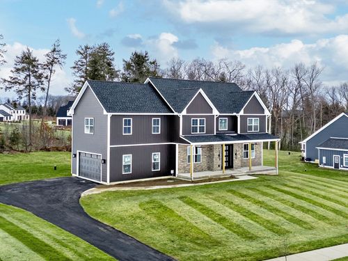 44 Balsam Hill Rd, Ludlow, MA, 01056-3380 | Card Image