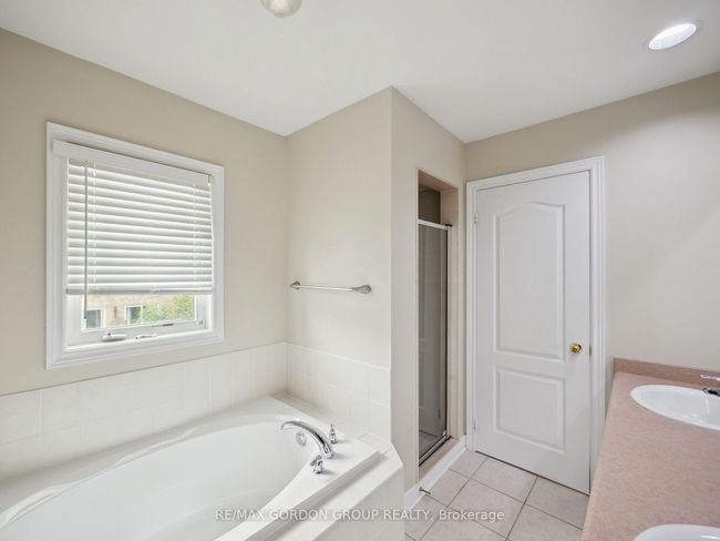 62 Macedonia Crt, House other with 4 bedrooms, 4 bathrooms and 2 parking in Newmarket ON | Image 19