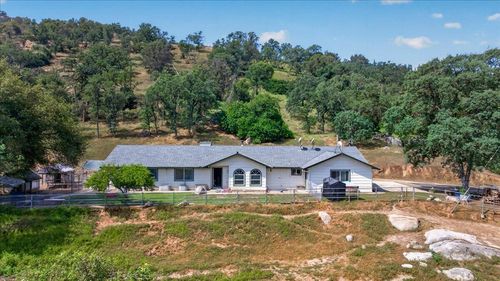 36209 Sand Creek Road, Yokuts Valley, CA, 93675 | Card Image