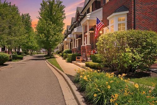 53032 Providence Dr, Shelby Township, MI, 48316-2609 | Card Image