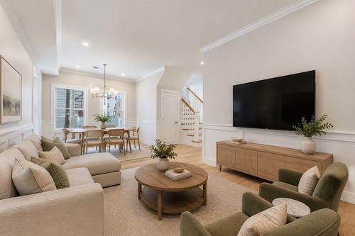 147-147 W 8th Street, Boston, MA, 02127 | Card Image