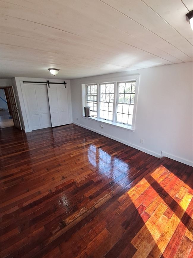 27 Hill St, House other with 3 bedrooms, 2 bathrooms and 4 parking in Raynham MA | Image 26