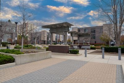 1208 - 5 Valhalla Inn Rd, Condo with 1 bedrooms, 1 bathrooms and 1 parking in Etobicoke ON | Image 2