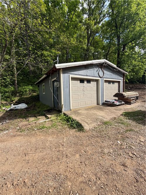 10669 Highway 16, Combs, AR, 72721-9600 | Card Image