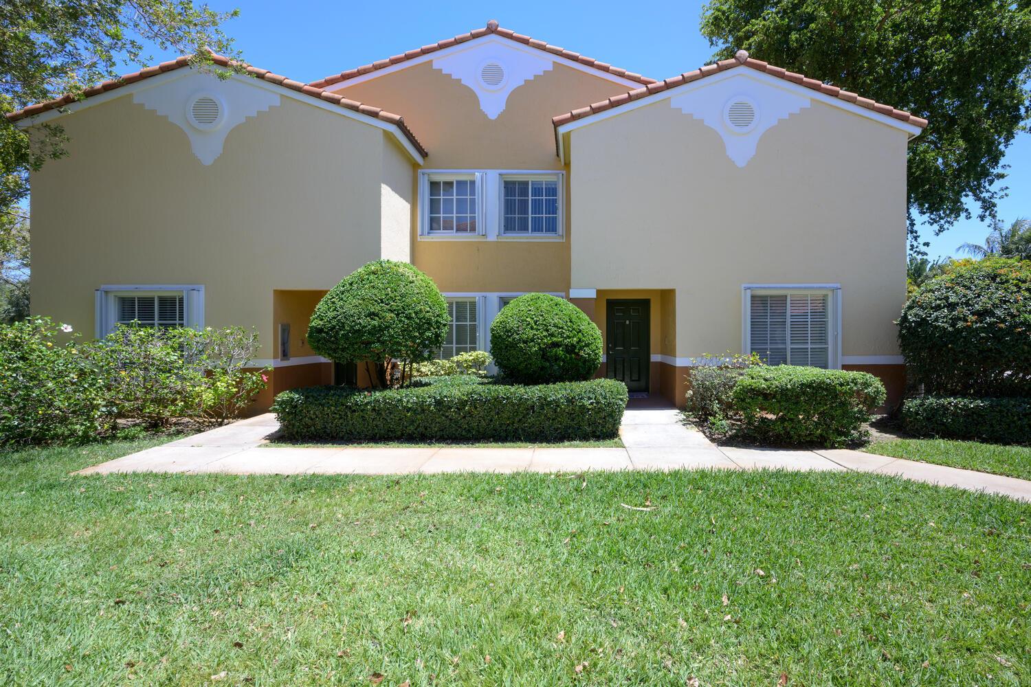 Yacht Club Way, Hypoluxo, FL 33462