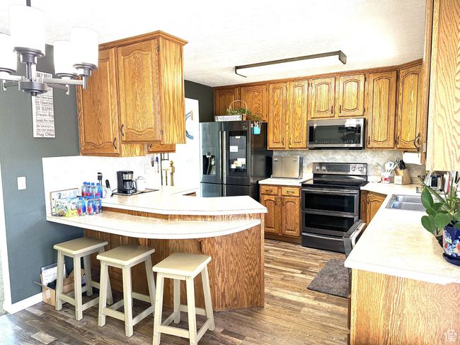 Plenty of Cabinet Space! | Image 14