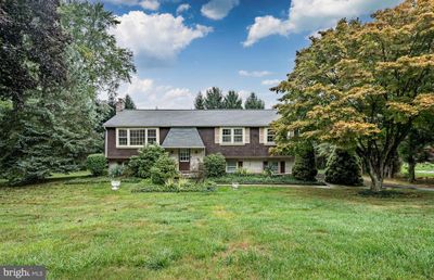 203 Bauman Circle, House other with 3 bedrooms, 2 bathrooms and null parking in EXTON PA | Image 2