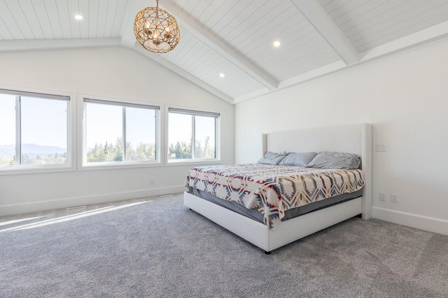 33990 Parr Ave, House other with 6 bedrooms, 4 bathrooms and null parking in Mission BC | Image 18