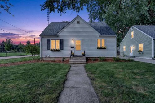 1524 Greenview Avenue, Janesville, WI, 53548 | Card Image