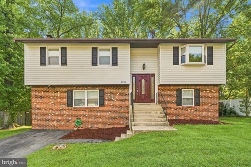 9018 Holly Ave, WALDORF, MD, 20601-3317 | Card Image