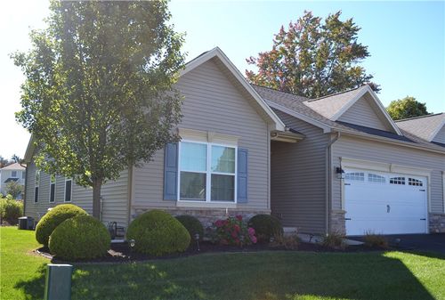 17 Spotts Cir, Churchville, NY, 14428-9650 | Card Image