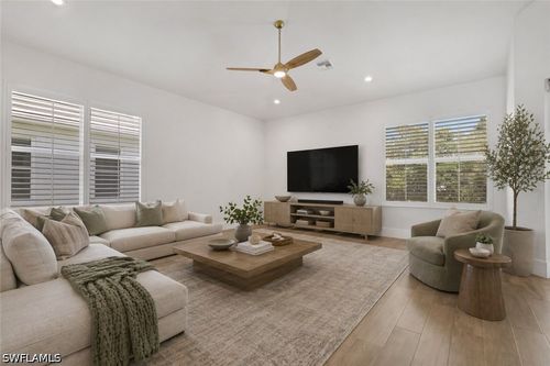 6391 Old Mahogany Ct, NAPLES, FL, 34109-7805 | Card Image