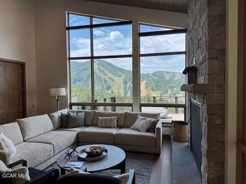 302 N Woods Pl, Winter Park, CO, 80482-5128 | Card Image