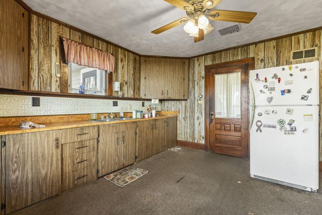 Kitchen - 316 W Marietta Street, Bremen, OH 43107 | Image 20