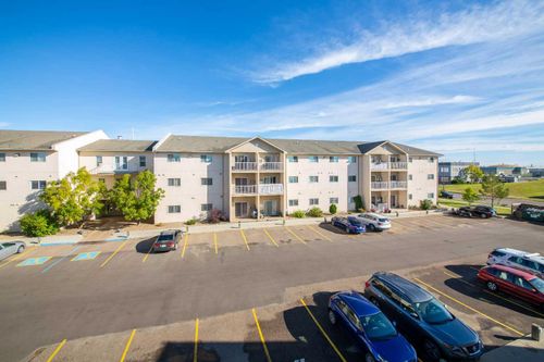 102b-6608 42 St, Lloydminster, AB, T9V3L1 | Card Image
