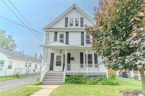 363 Brainard St, Watertown, NY, 13601-4044 | Card Image