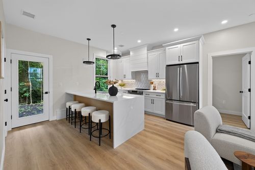 4-2 Readfield Place, Boston, MA, 02119 | Card Image