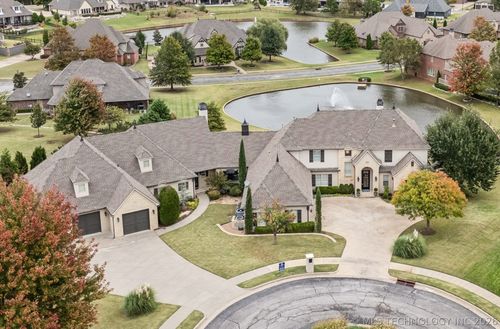 510 Fredericksburg Ct, Broken Arrow, OK, 74011-3559 | Card Image