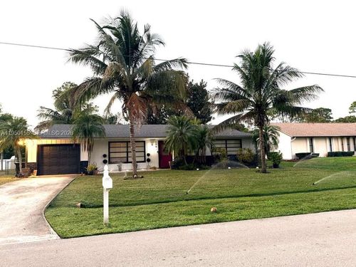 1582 Se Crown St, Port St. Lucie, FL, 34983-3803 | Card Image
