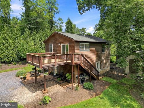 32 Parnassus Rd, LINDEN, VA, 22642-5956 | Card Image