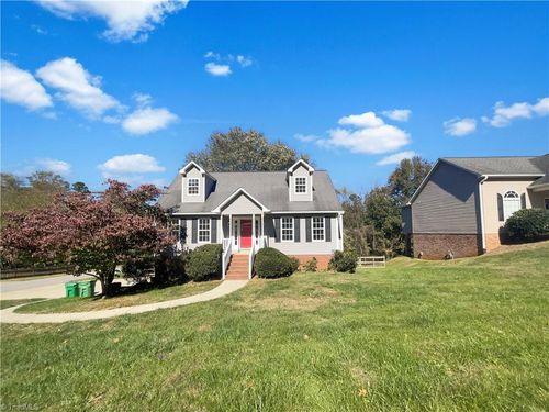 7395 Cortney Glen Ln, Lewisville, NC, 27023-8336 | Card Image