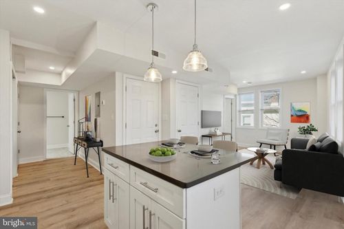 apt-2r-137 E Spring Ave, ARDMORE, PA, 19003-2852 | Card Image