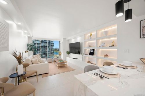 901-1760 Del Mundo, Coronado, CA, 92118 | Card Image