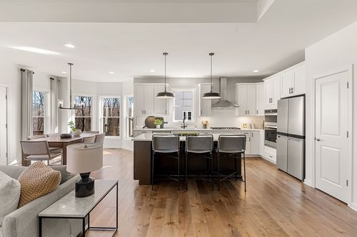 38-13 Lloyd Cir, Norton, MA, 02766-2081 | Card Image