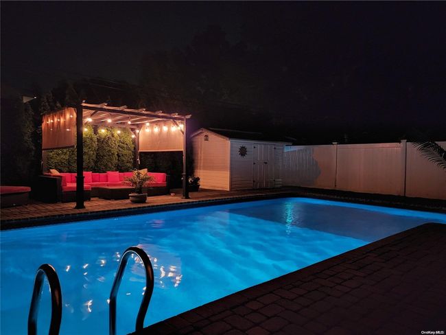 40 Balsam Ln, House other with 3 bedrooms, 2 bathrooms and null parking in Commack NY | Image 20