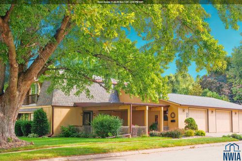 307 9th St Se, Le Mars, IA, 51031-2619 | Card Image