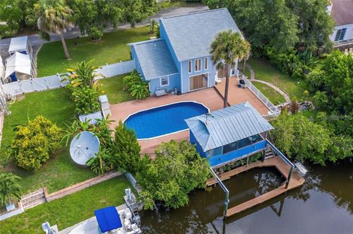 428 Klosterman Rd W, Palm Harbor, FL, 34683-1112 | Card Image