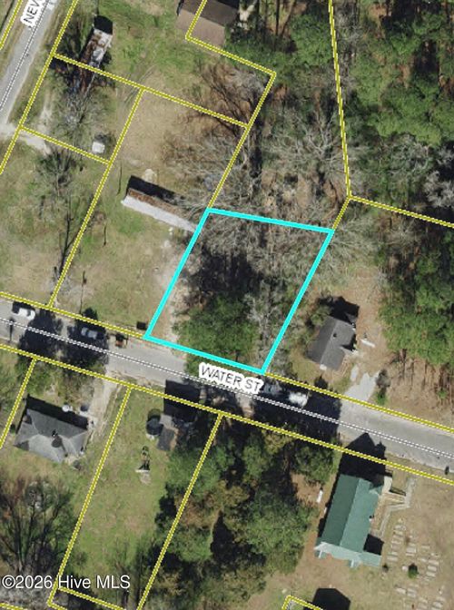 1041 Water St, Jamesville, NC, 27846-9004 | Card Image