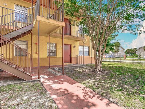 744-744 Wyman Ct, ORLANDO, FL, 32809-7160 | Card Image
