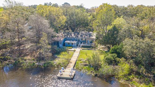 816 Bose Ct, Mount Pleasant, SC, 29464-4016 | Card Image