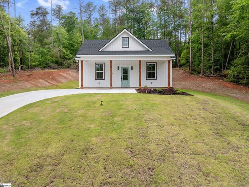 416 Holden Dr, Westminster, SC, 29693-6366 | Card Image