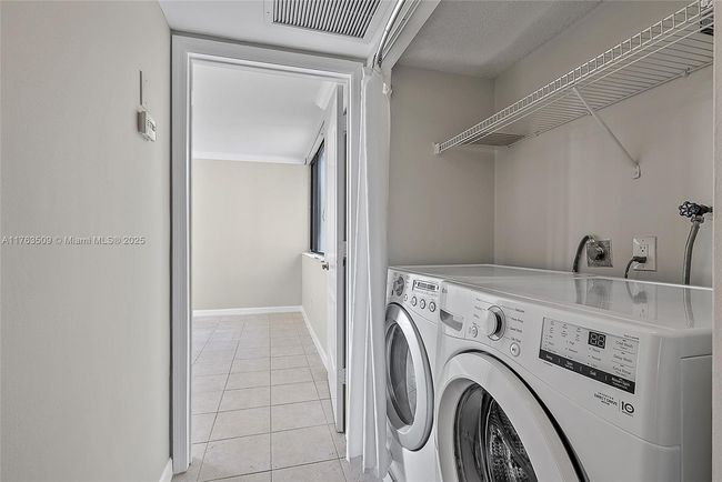 101M3 - 1605 S Us Highway 1, Condo with 3 bedrooms, 3 bathrooms and null parking in Jupiter FL | Image 16
