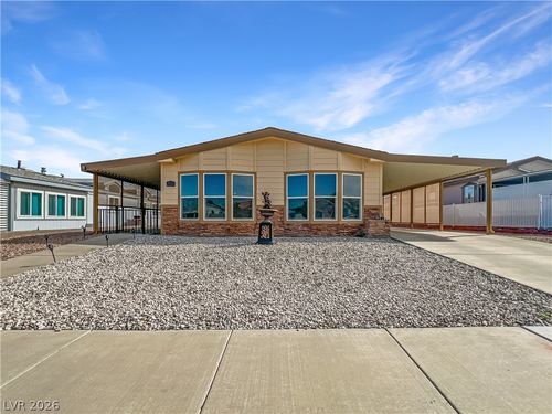 2002 Darla St, Henderson, NV, 89002-8663 | Card Image