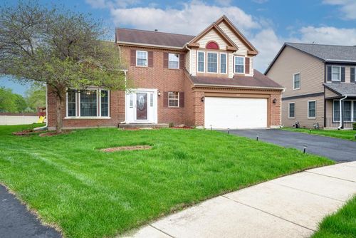 3615 Fairfax Ct E, Aurora, IL, 60504-6165 | Card Image