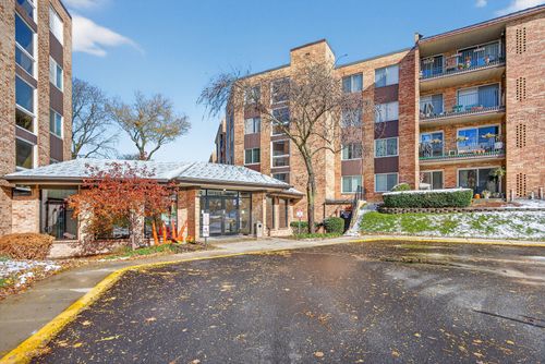 apt-253-500 W Huntington Commons Rd, Mount Prospect, IL, 60056-5253 | Card Image