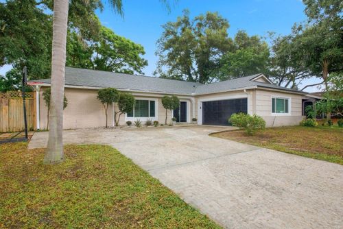 2447 Grove Ridge Dr, PALM HARBOR, FL, 34683-3220 | Card Image