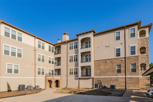 apt-210-555 Via Amalfi, Irving, TX, 75039-2859 | Card Image