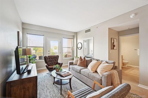 unit-404-1975 N Grant St, Denver, CO, 80203-1190 | Card Image