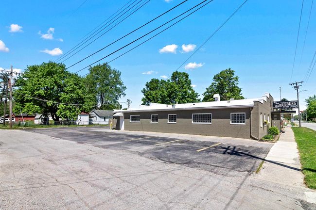 409 N 1 St St, Home with 0 bedrooms, 2 bathrooms and null parking in Gas City IN | Image 5