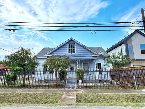 803 Brooks St, Houston, TX, 77009-8801 | Card Image
