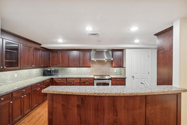 UNIT-1104 - 914 Main St, Condo with 3 bedrooms, 3 bathrooms and 2 parking in Houston TX | Image 7