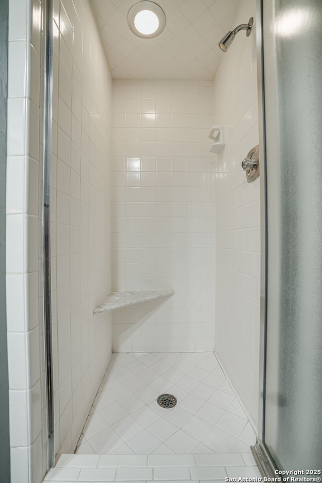 APT-1603 - 2611 Eisenhauer Rd, Condo with 3 bedrooms, 2 bathrooms and null parking in San Antonio TX | Image 21