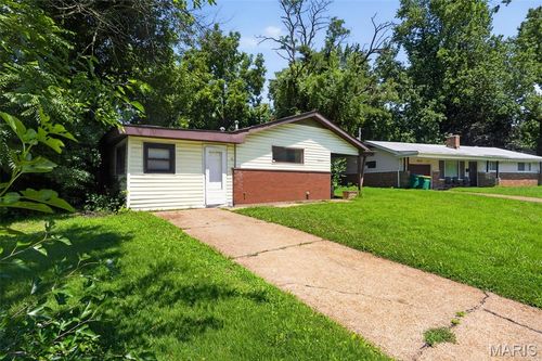 9955 Lanier Dr, Saint Louis, MO, 63136-5457 | Card Image