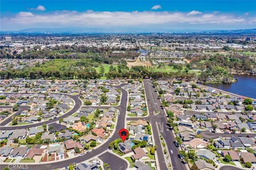6522 Cadiz Cir, Huntington Beach, CA, 92647-6613 | Card Image